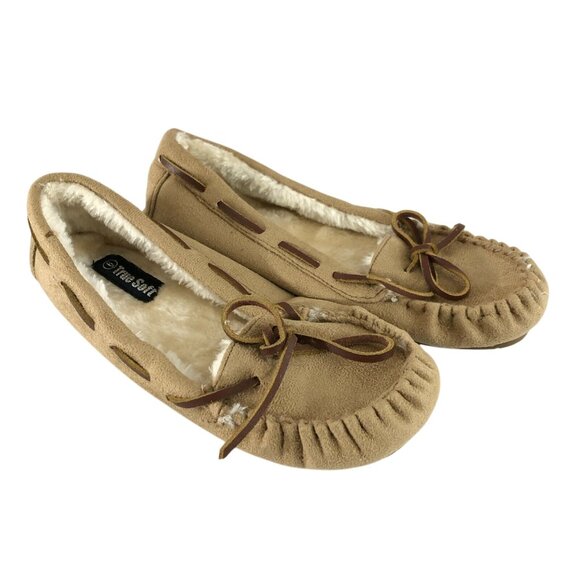 True Soft Shoes - True Soft Womens Moccasin Flats Faux Suede Faux Fur Lined Beige Size 6